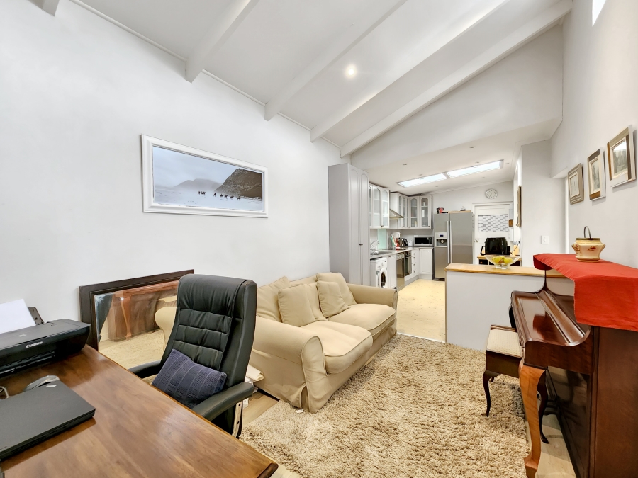 3 Bedroom Property for Sale in Claremont Western Cape